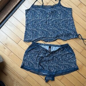 BRAND NEW! Victoria's Secret Navy Floral Pajama Set
